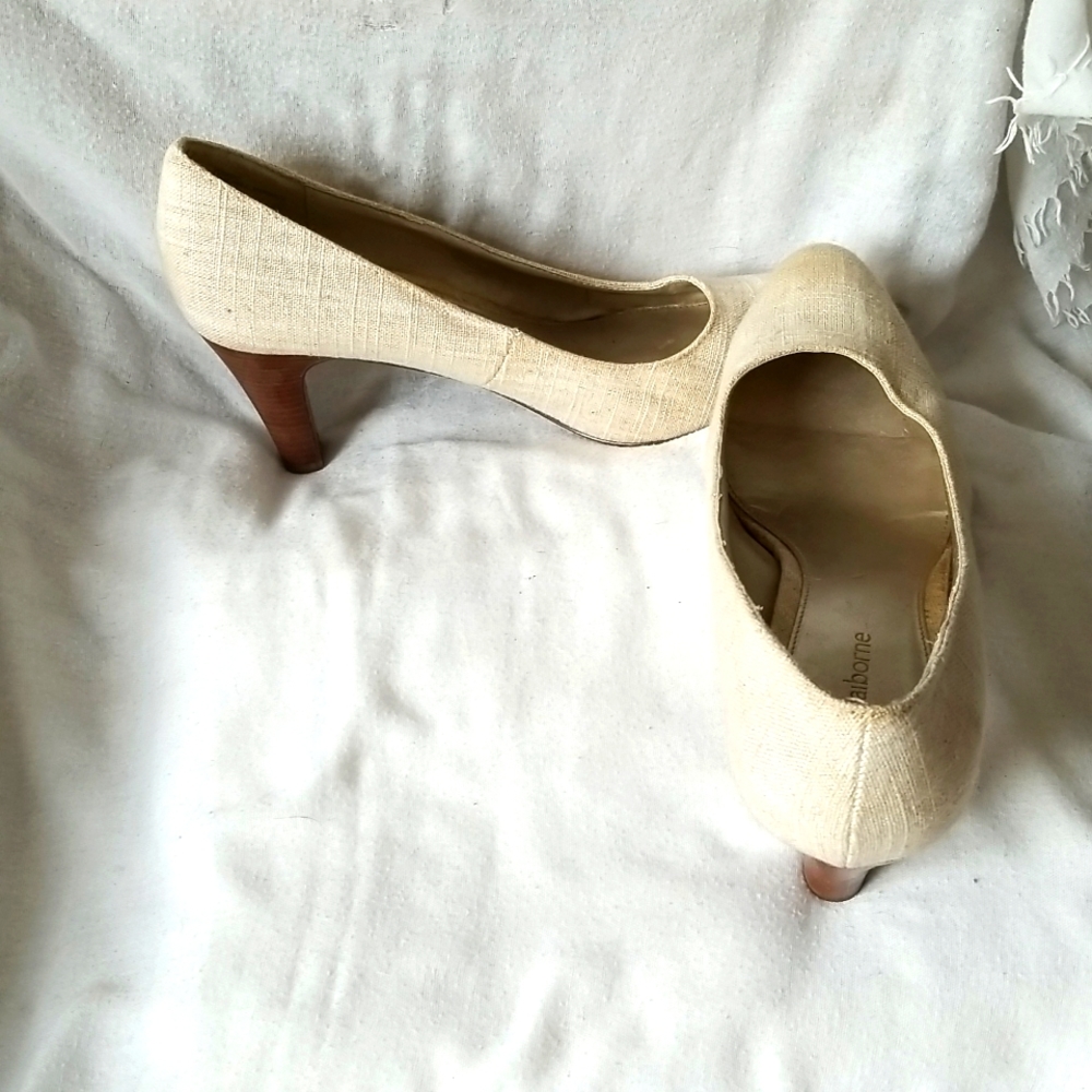 Liz Claiborne high heeled shoes